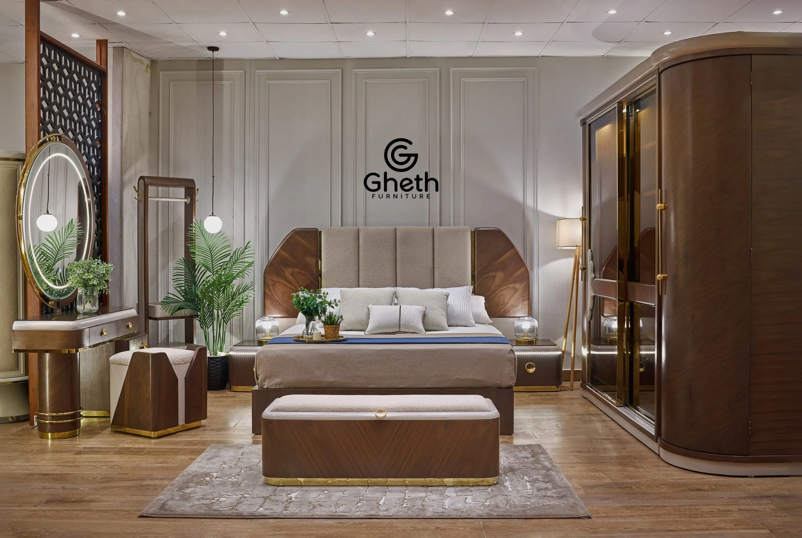 ليو بارك LEO BARK